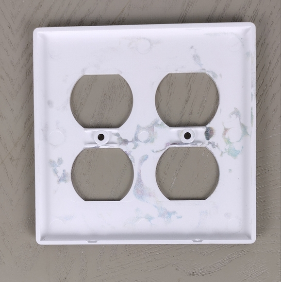 Light Switch Cover Wall Plate - Picture 3 of 4